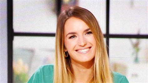 Découvrez Alicia Dauby, journaliste sportive et jeune。